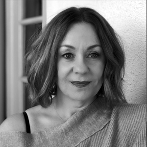 Шерри Томас