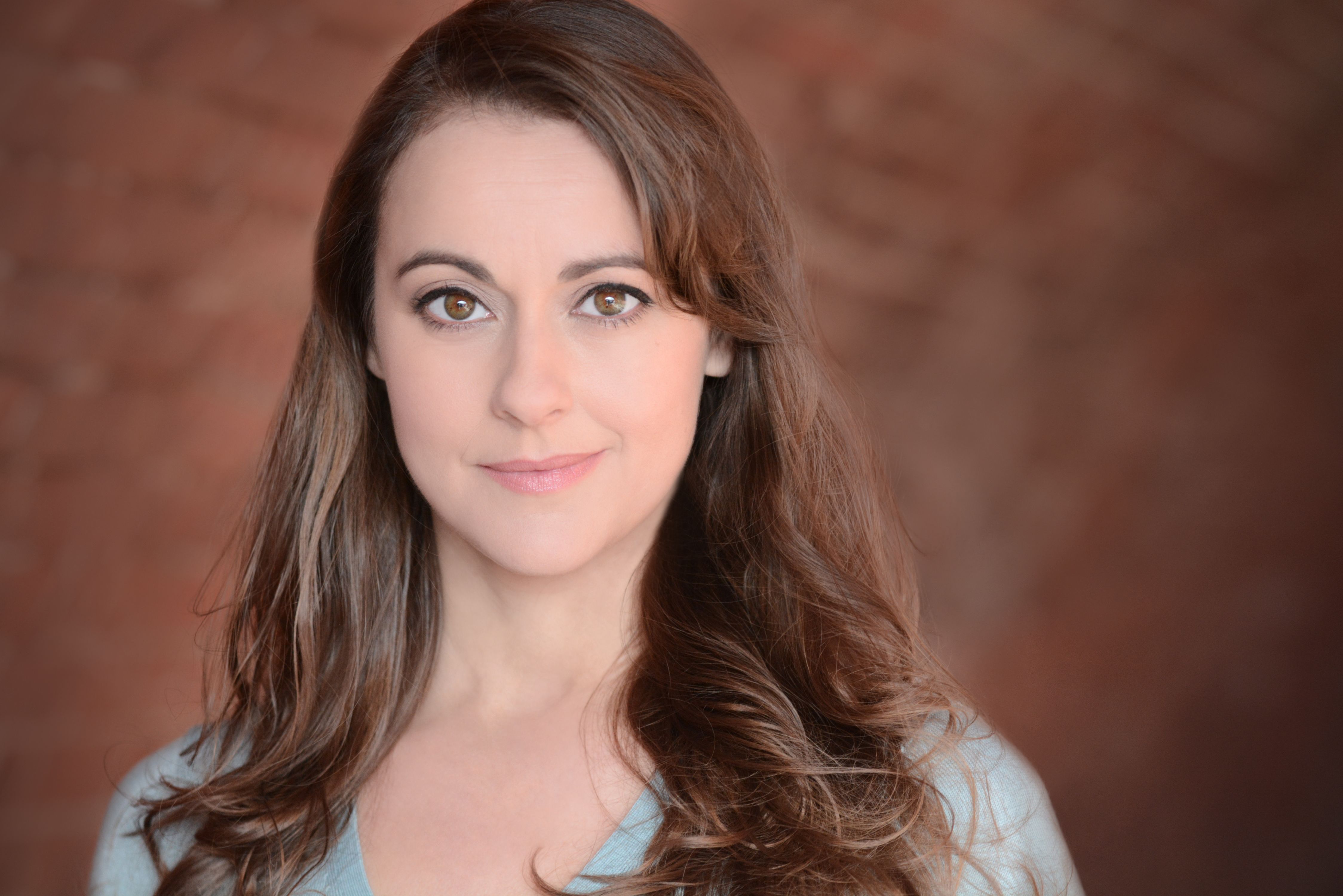 Сара Топхэм