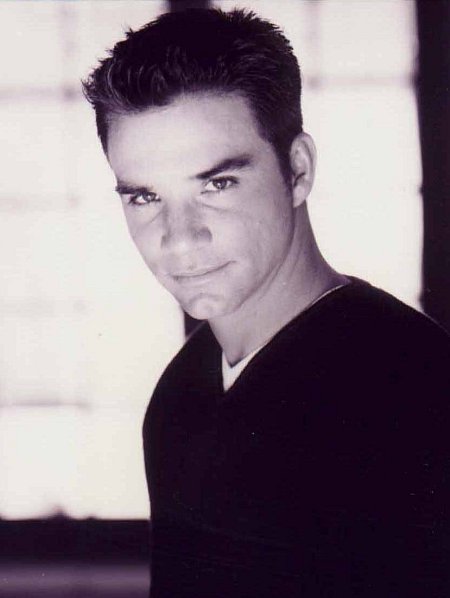 Кларк Такер