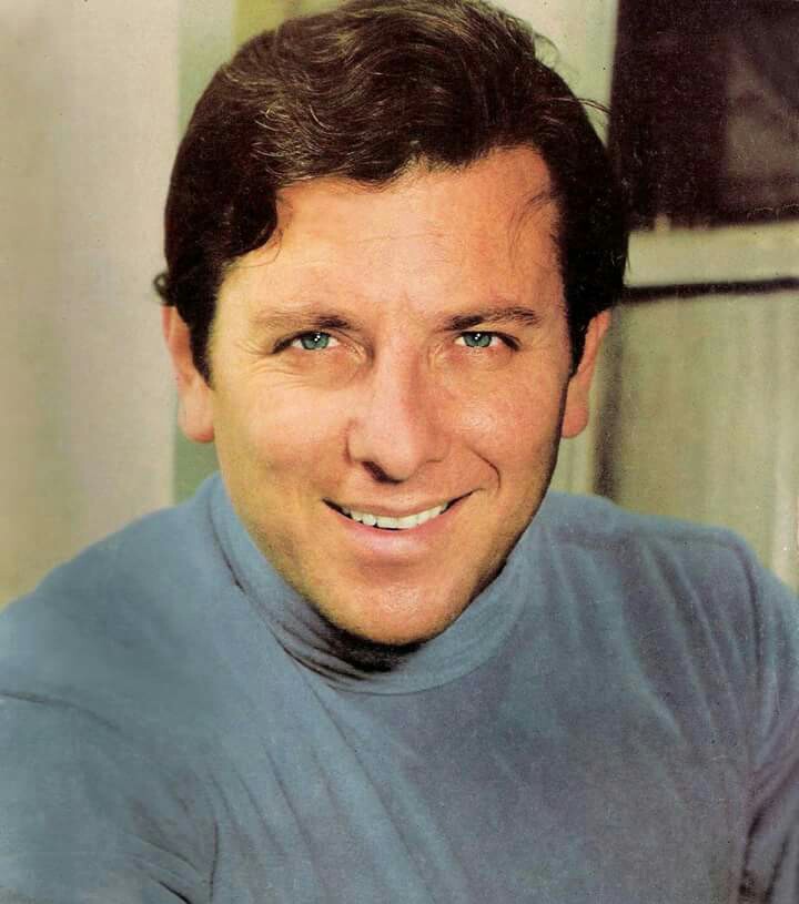 Костас Вустас