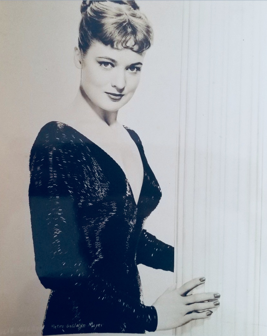 Джули Уилсон