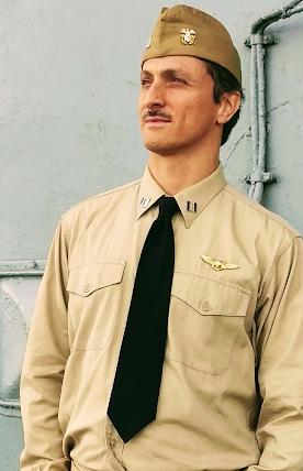 Джеймс Эшер