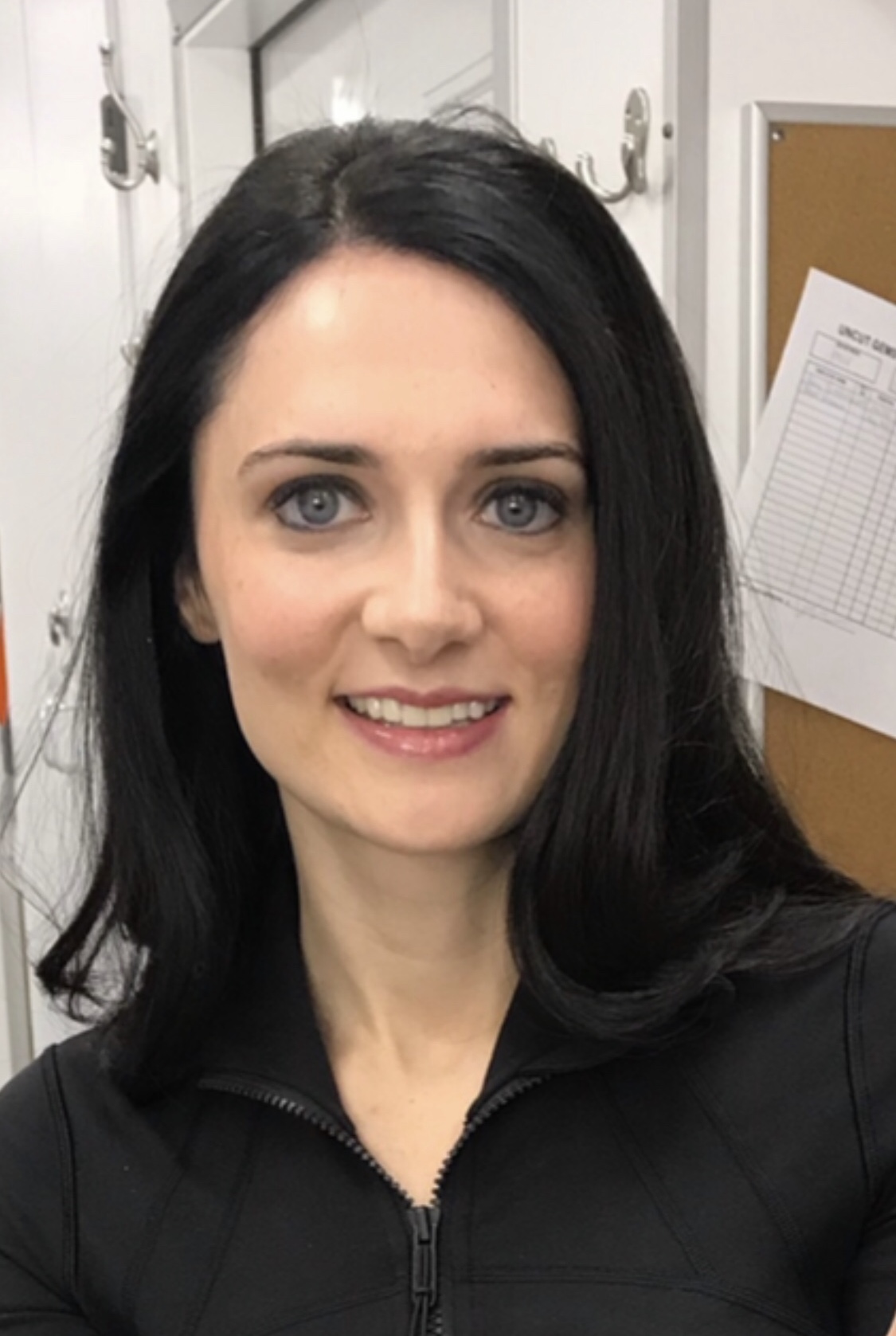 Дженнифер Сэкс