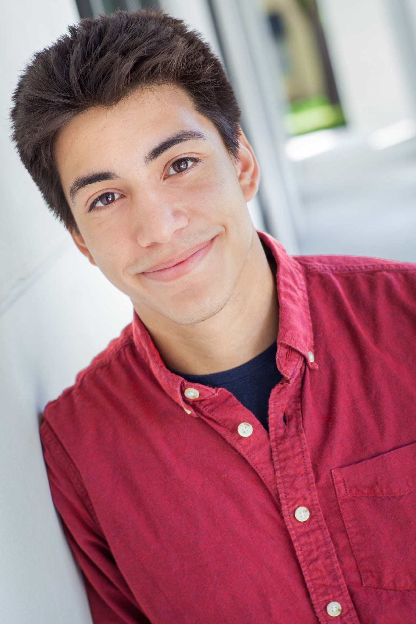 Джошуа Ривера