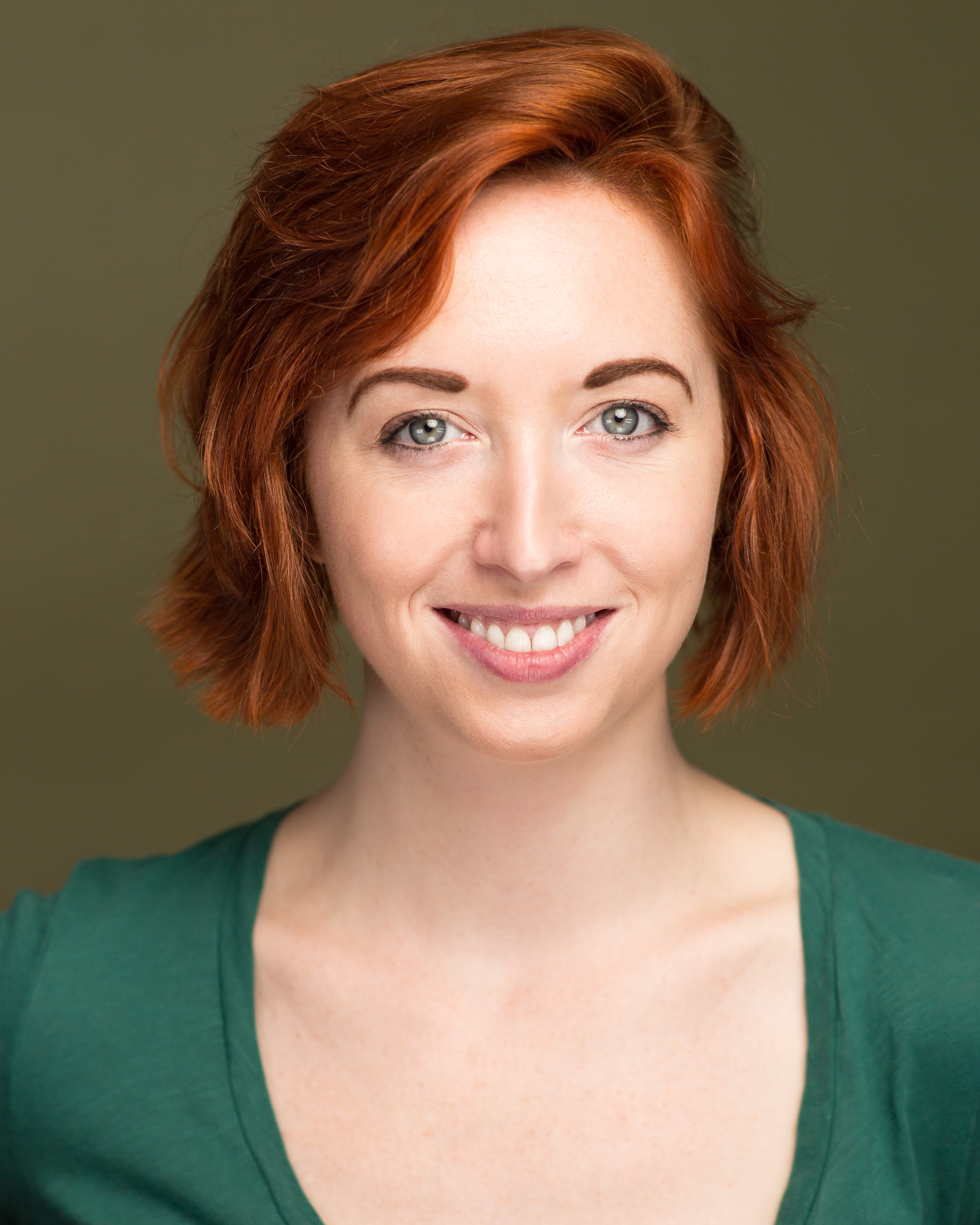 Эдриэнн Пакуин