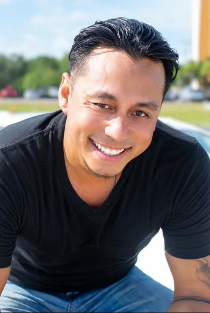 Джошуа Эштон