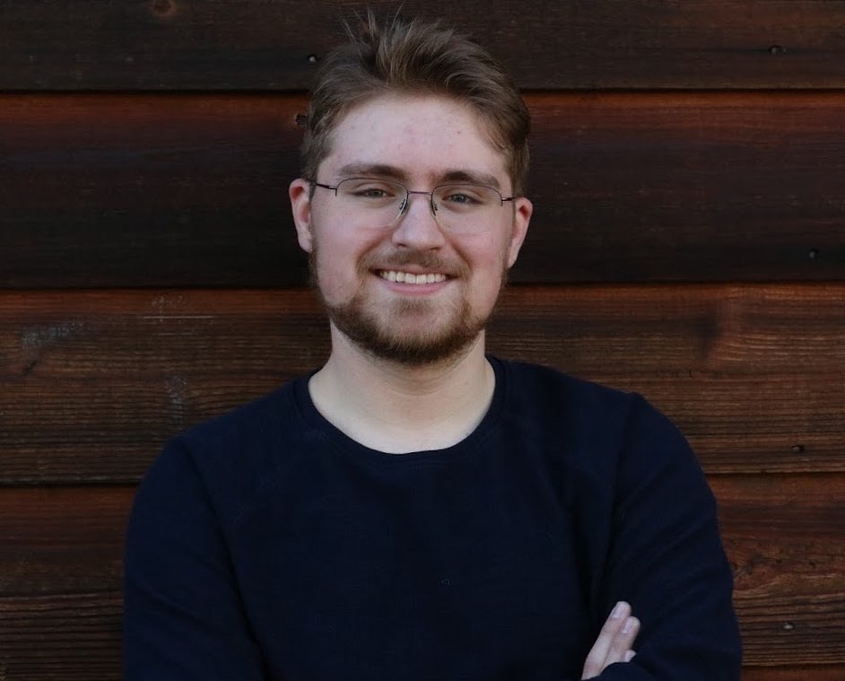 Лукас Миллз