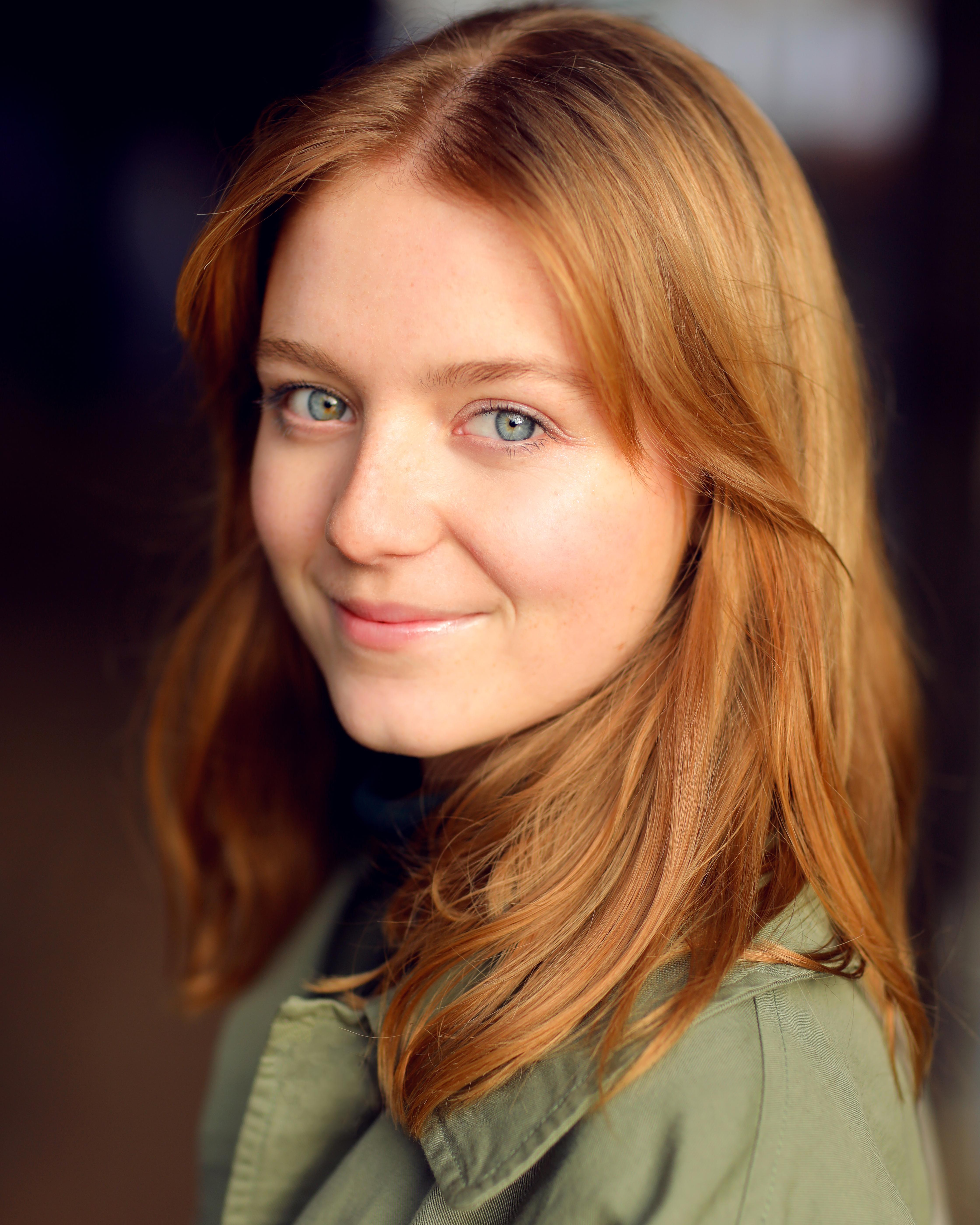 Молли Холдер