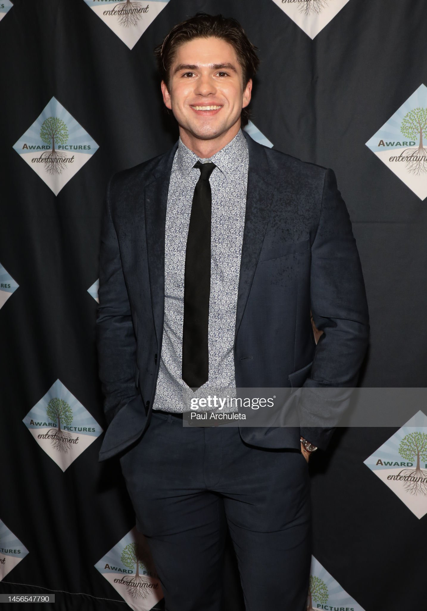 Уорден Уэйн