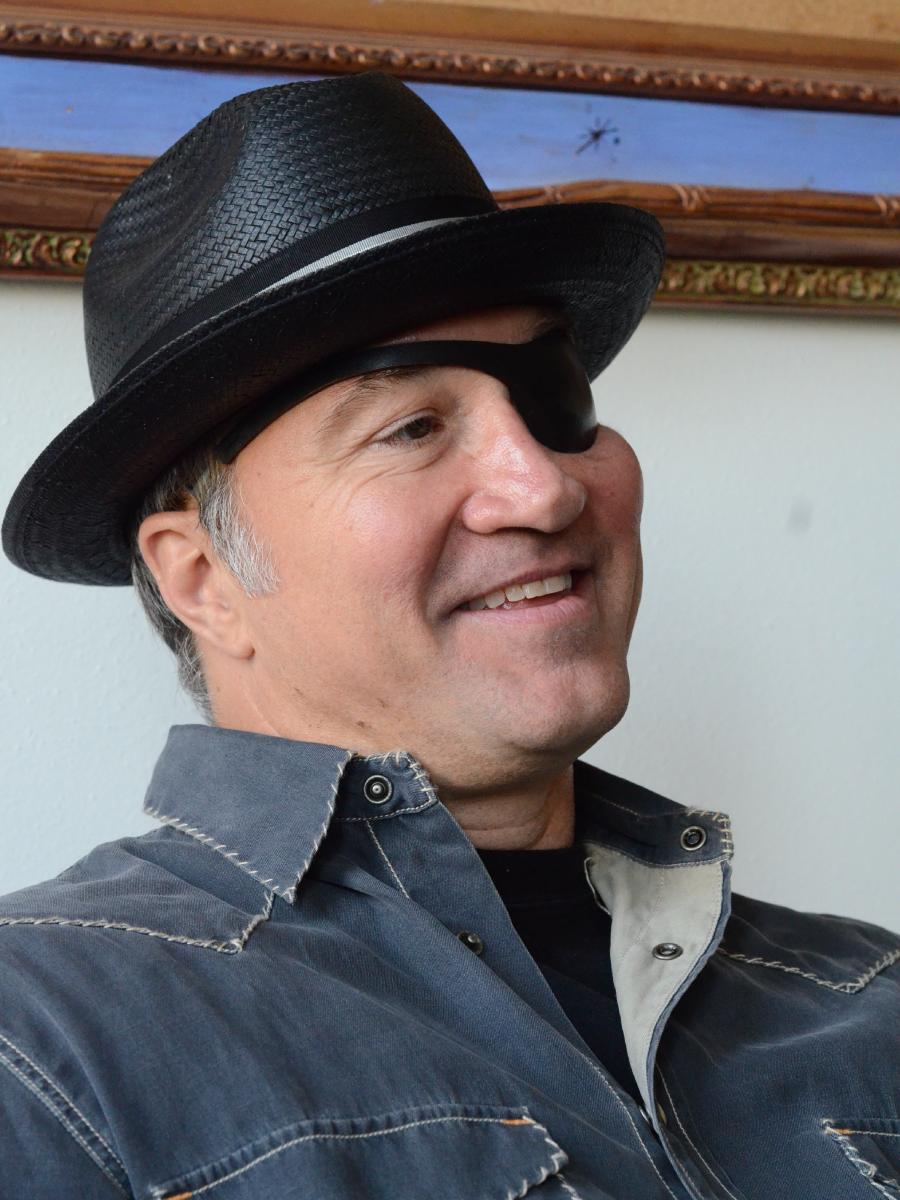 Митчелл Уэлч