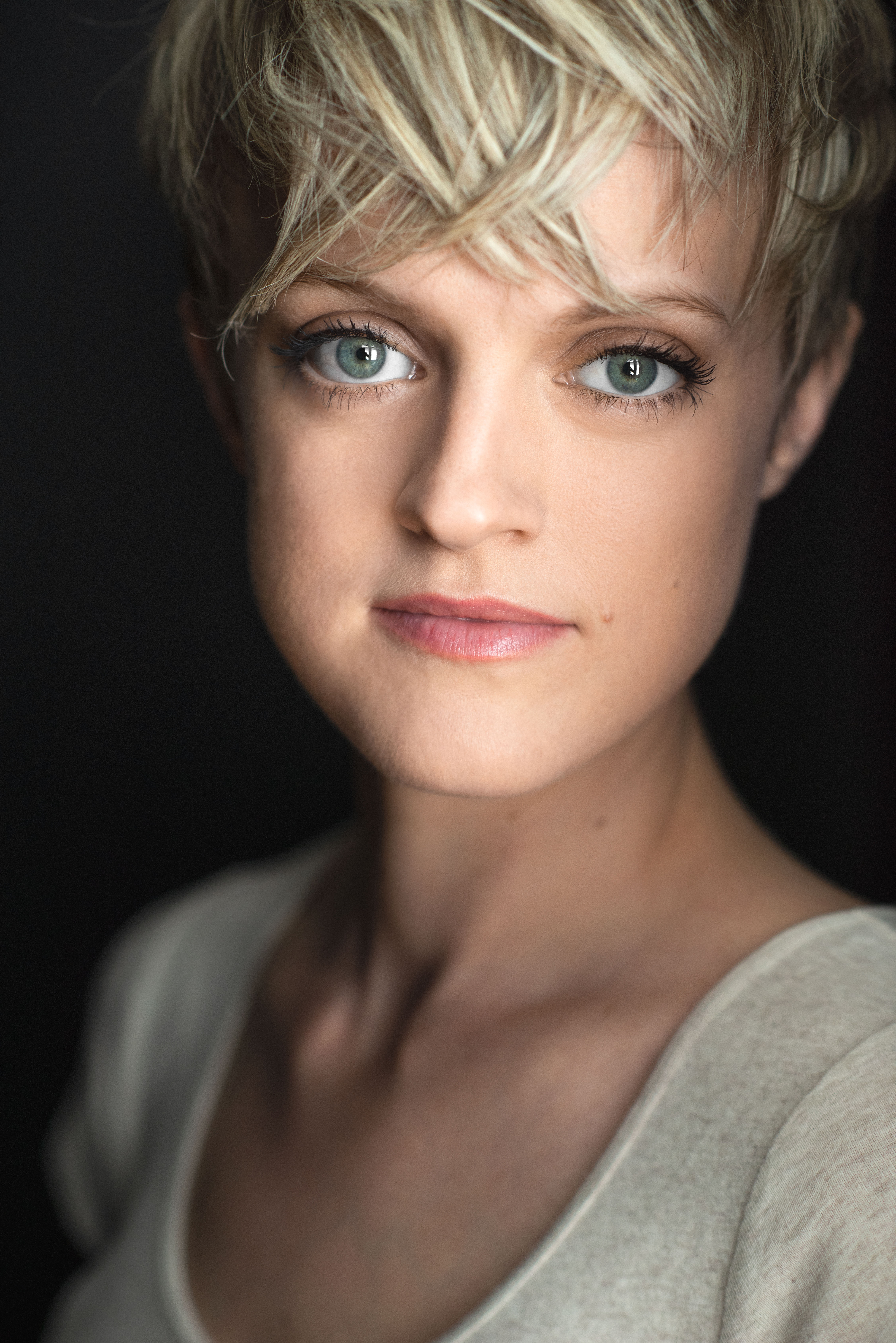 Анна Туллис