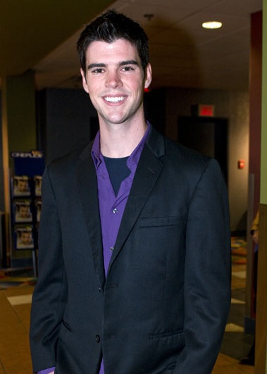 Брэндон Бартон