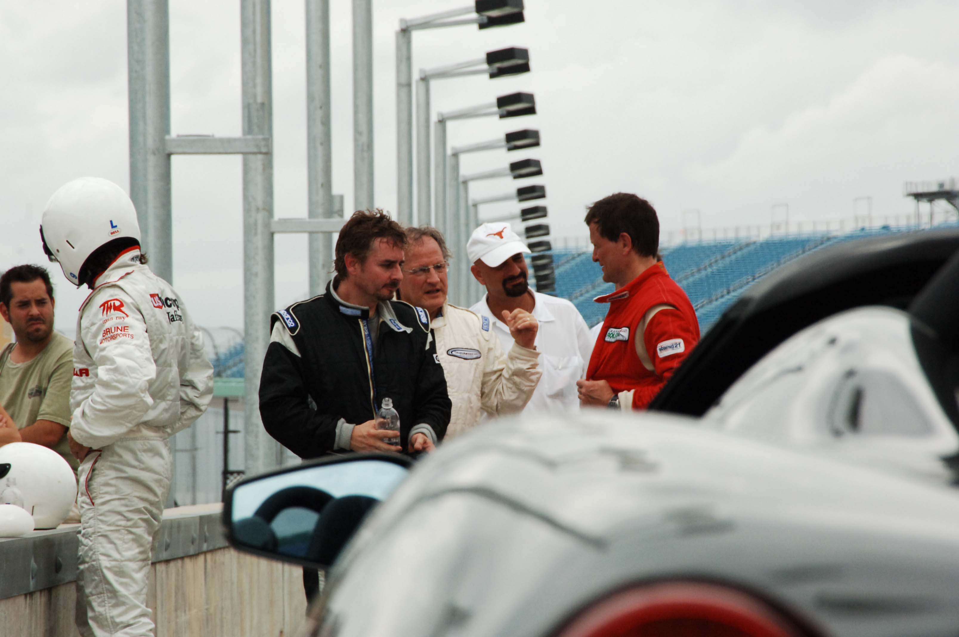 Роберт Нэгл