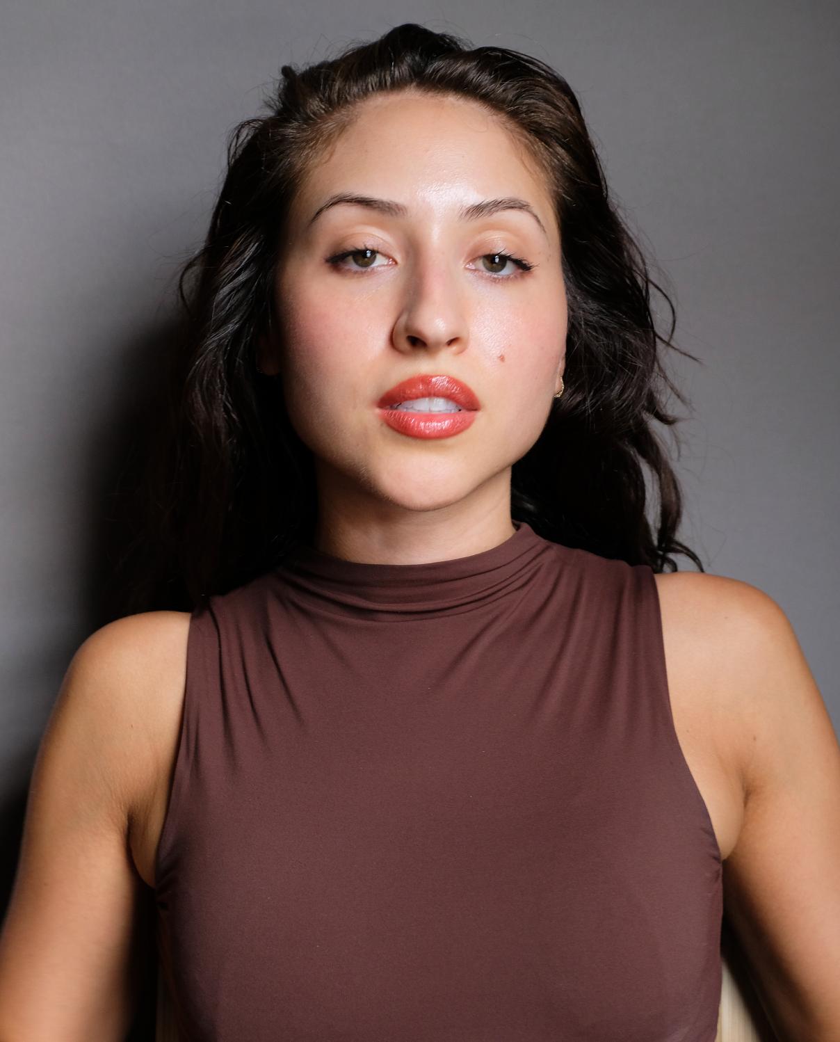 Стеффи Джил