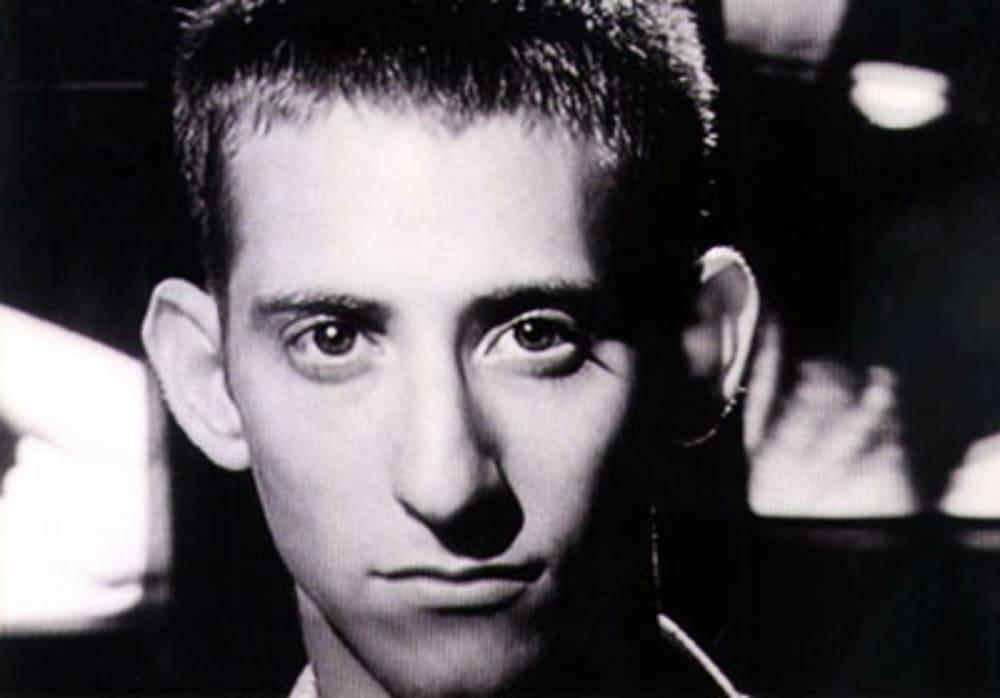 Пини Тавгер