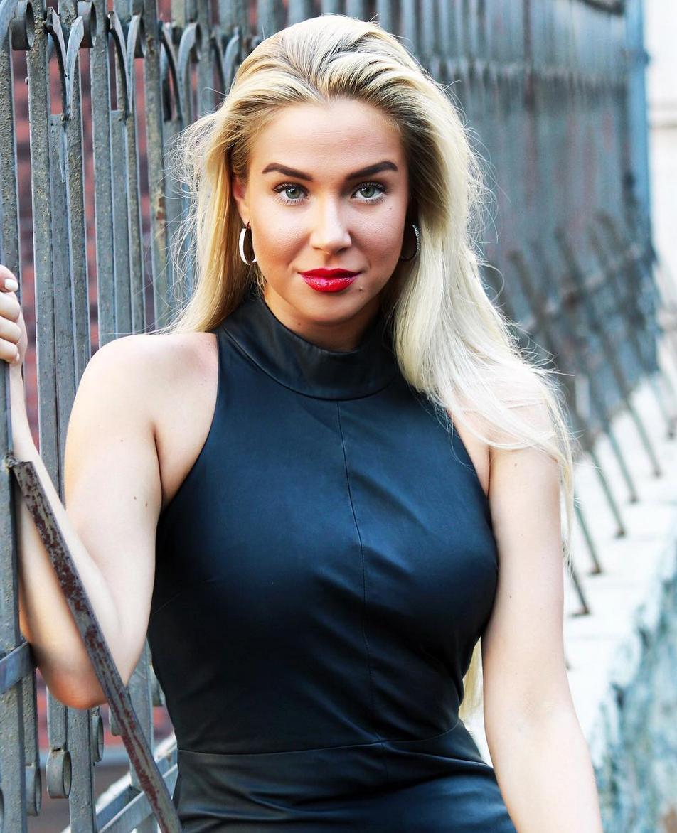 Мария Дивайн