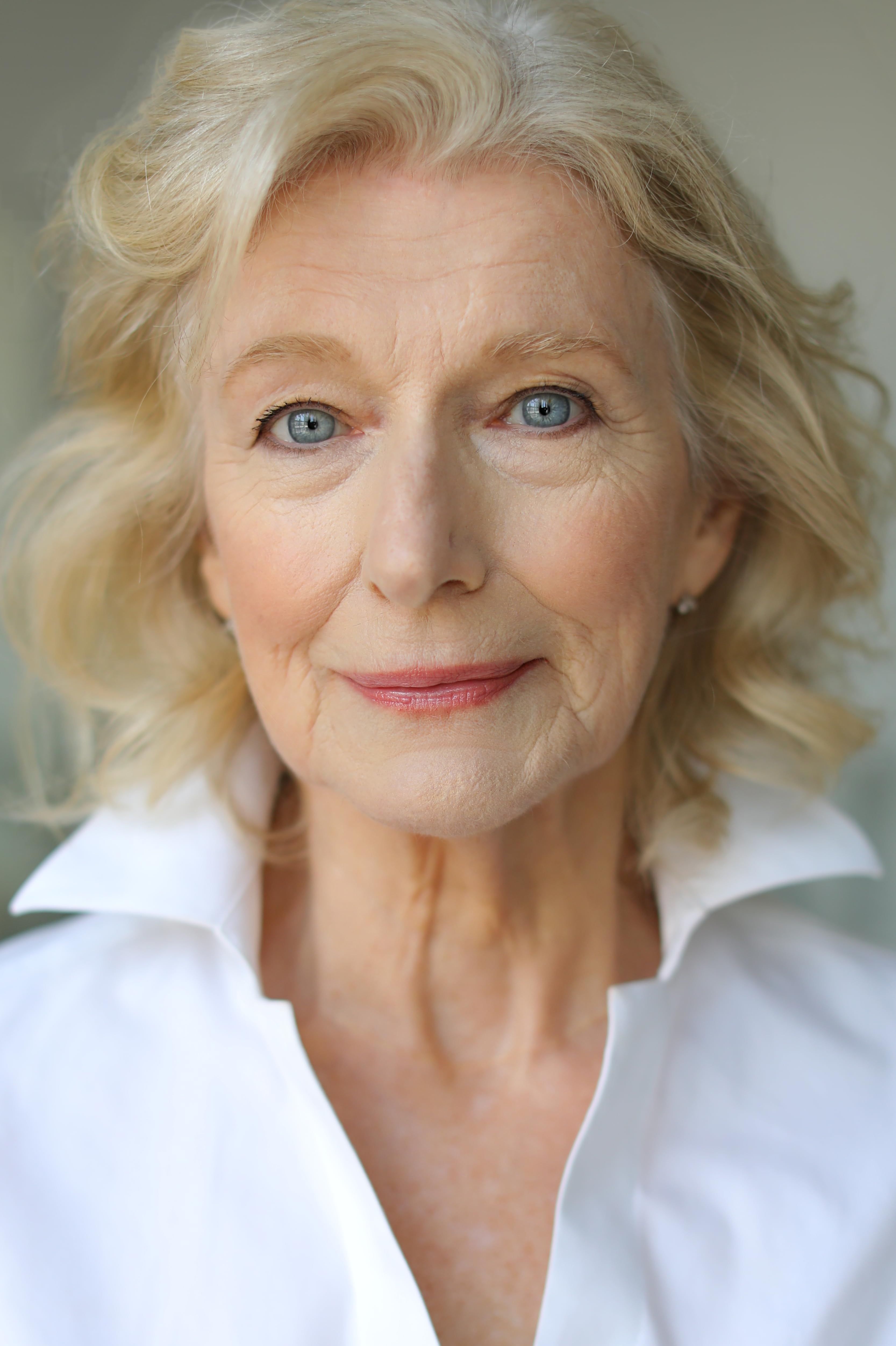 Джун Боллинджер