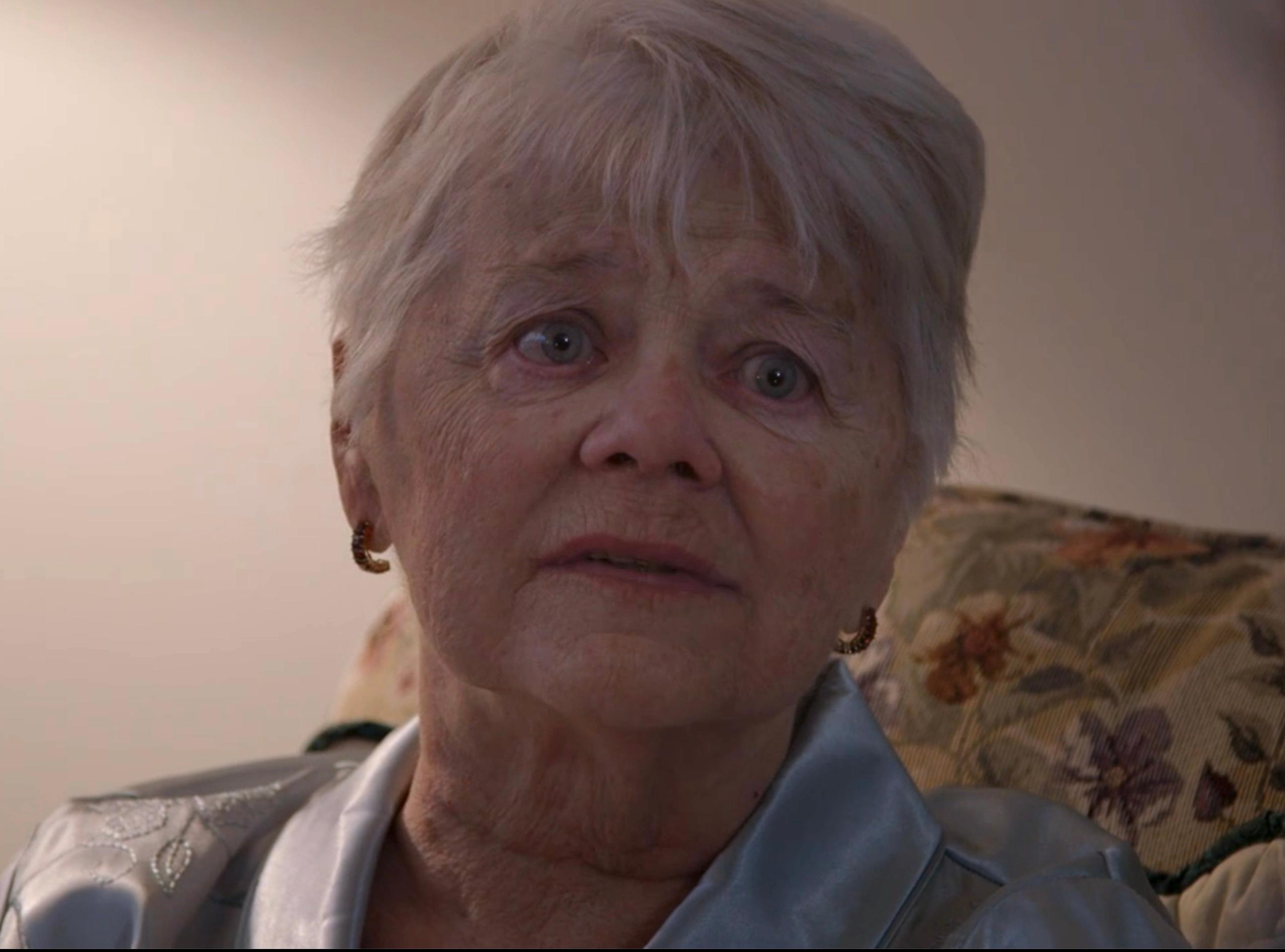 София Фаррар