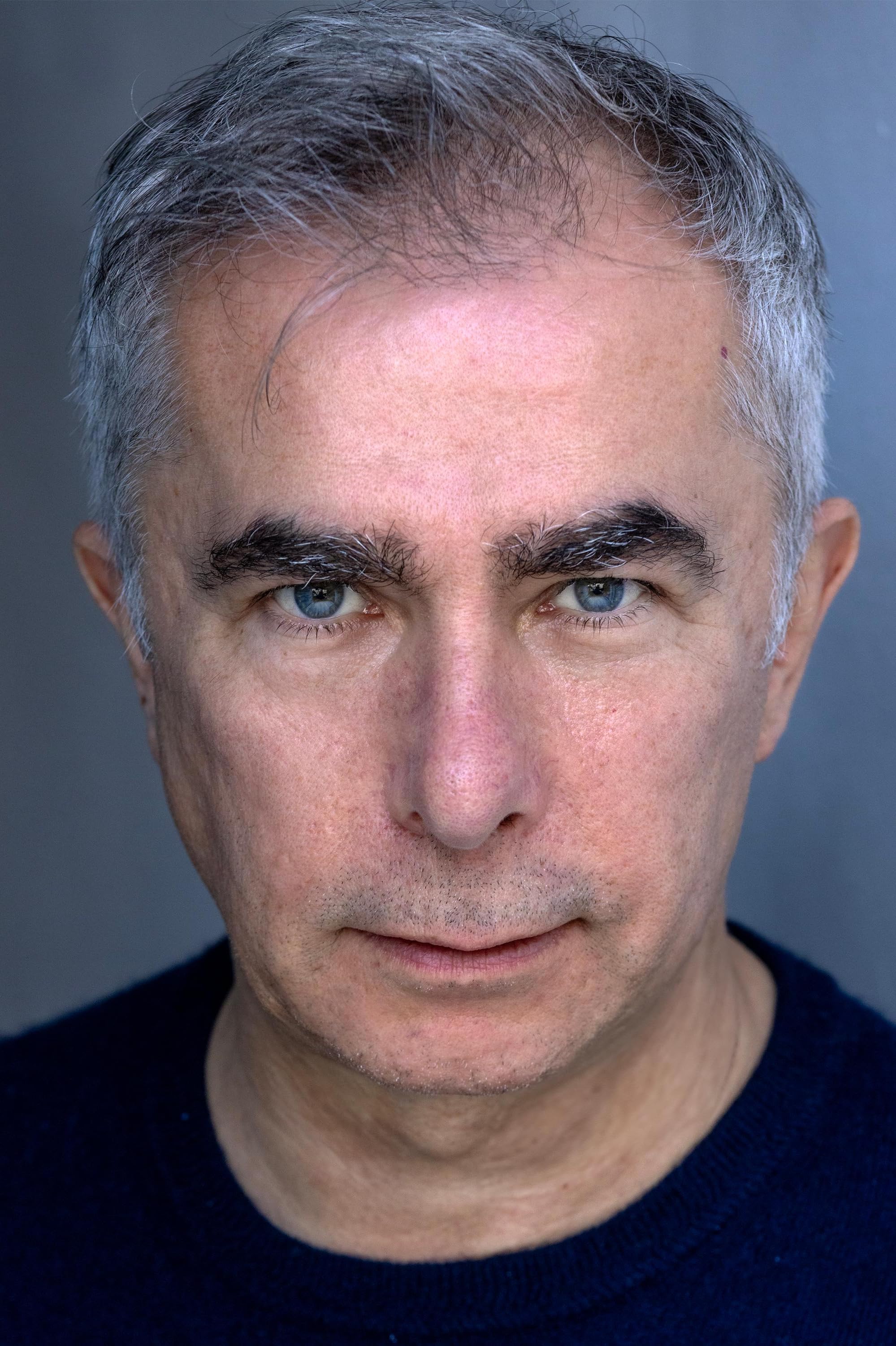 Деклан Миллз