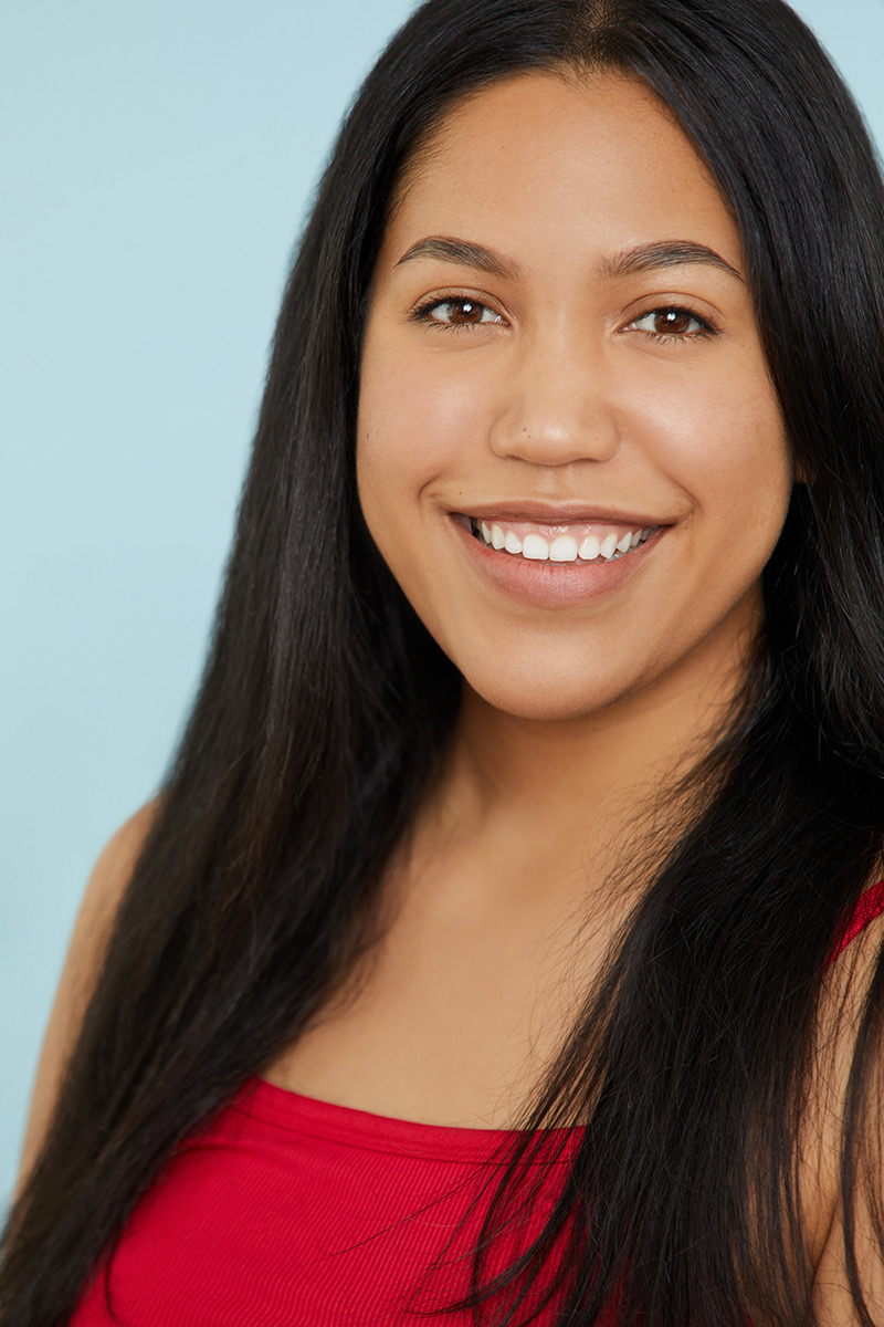 Элана Уокер