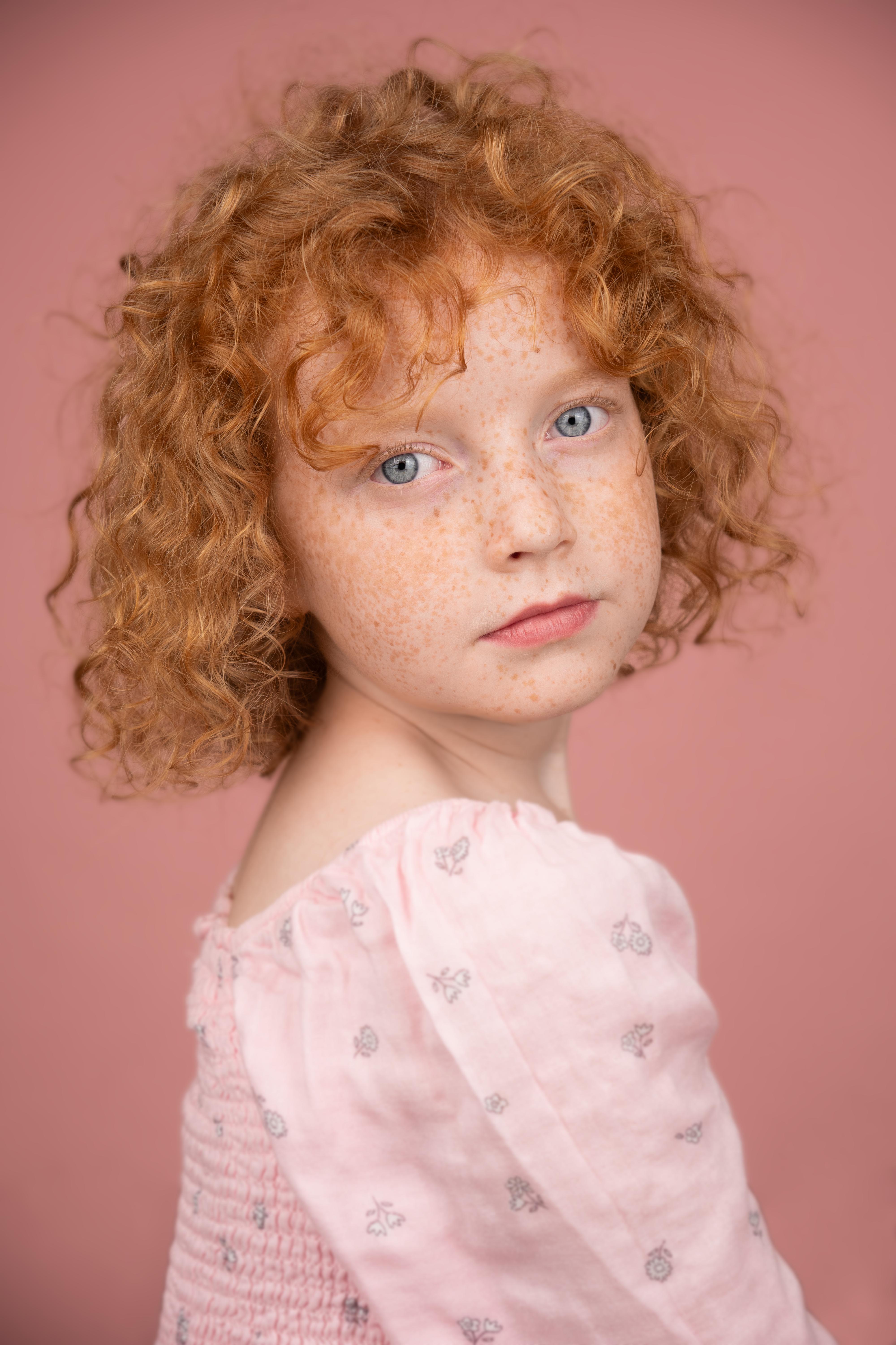 Саффрон Дикон