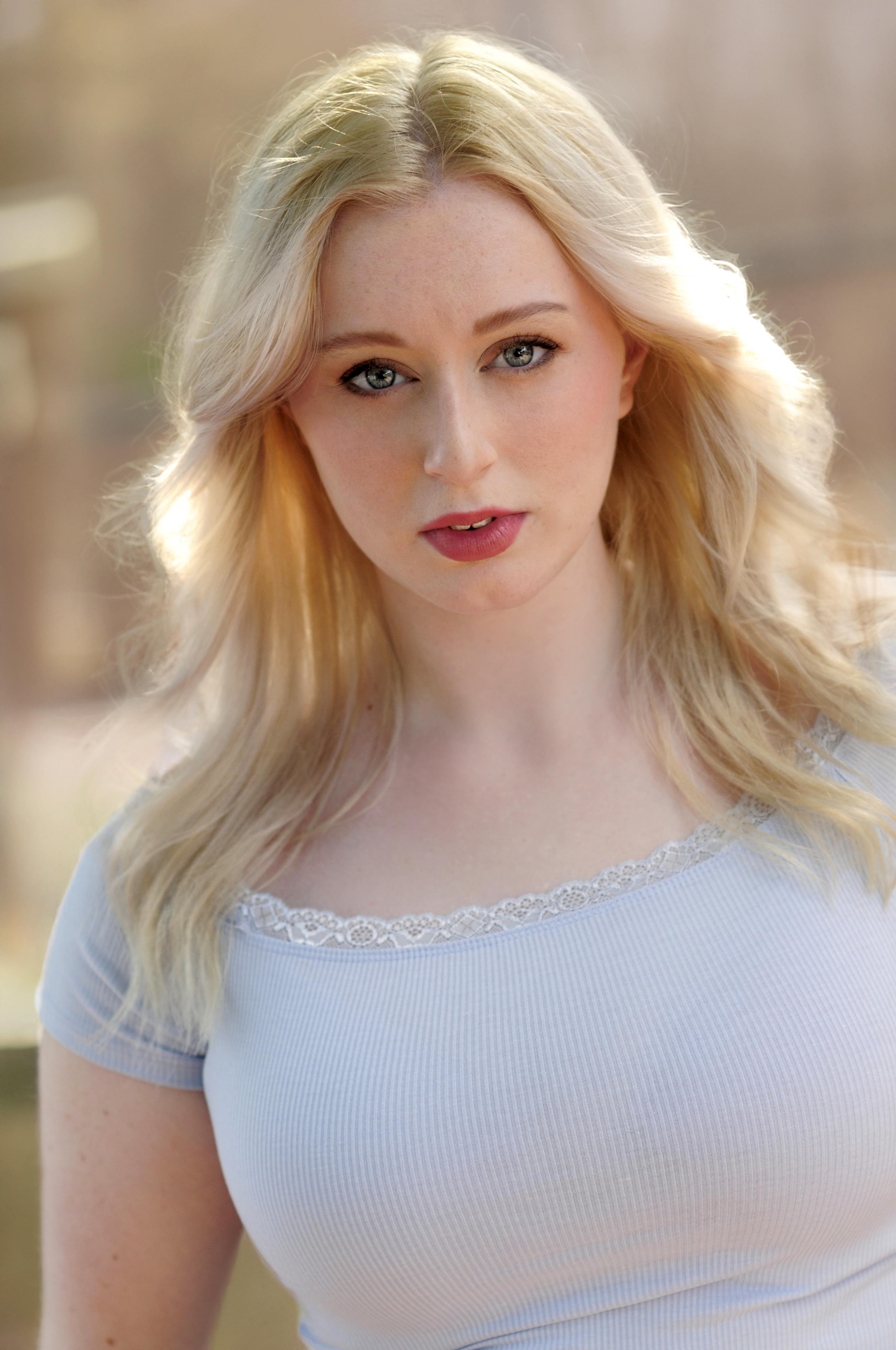 Авалон Говард