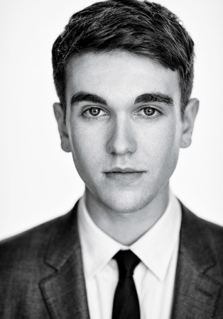 Гэбриел-Кэйн Дэй Льюис