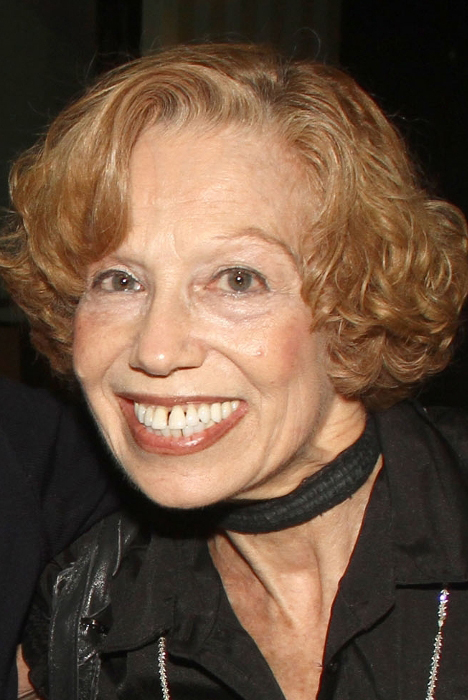 Николь Барт