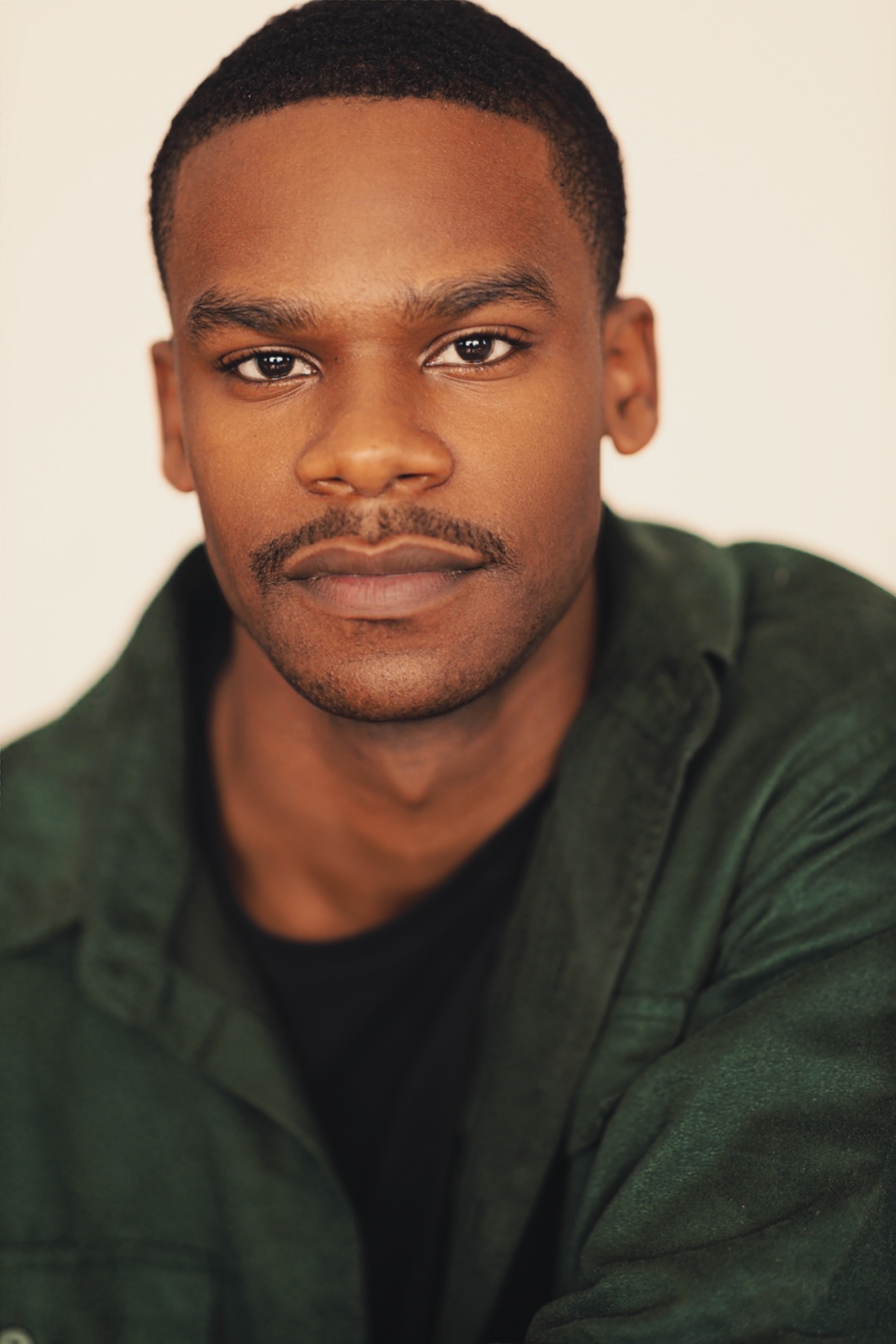 Майлз Уокер