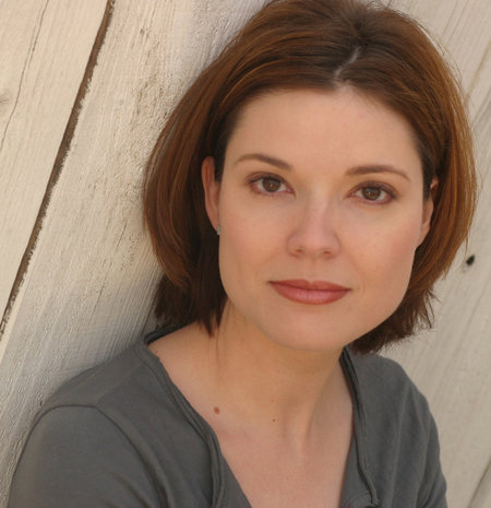 Дженнифер Коста