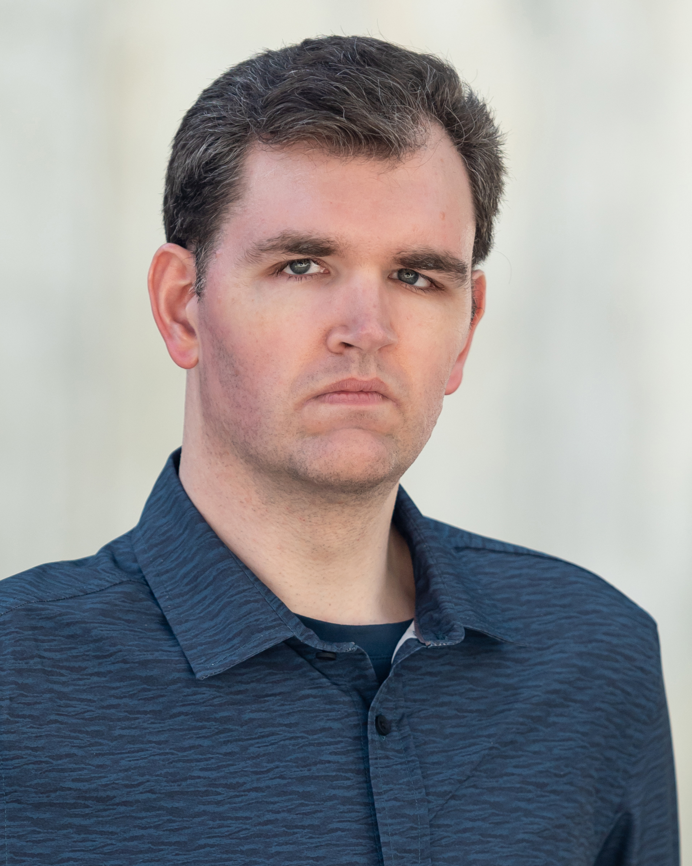 Брэдли Иденс