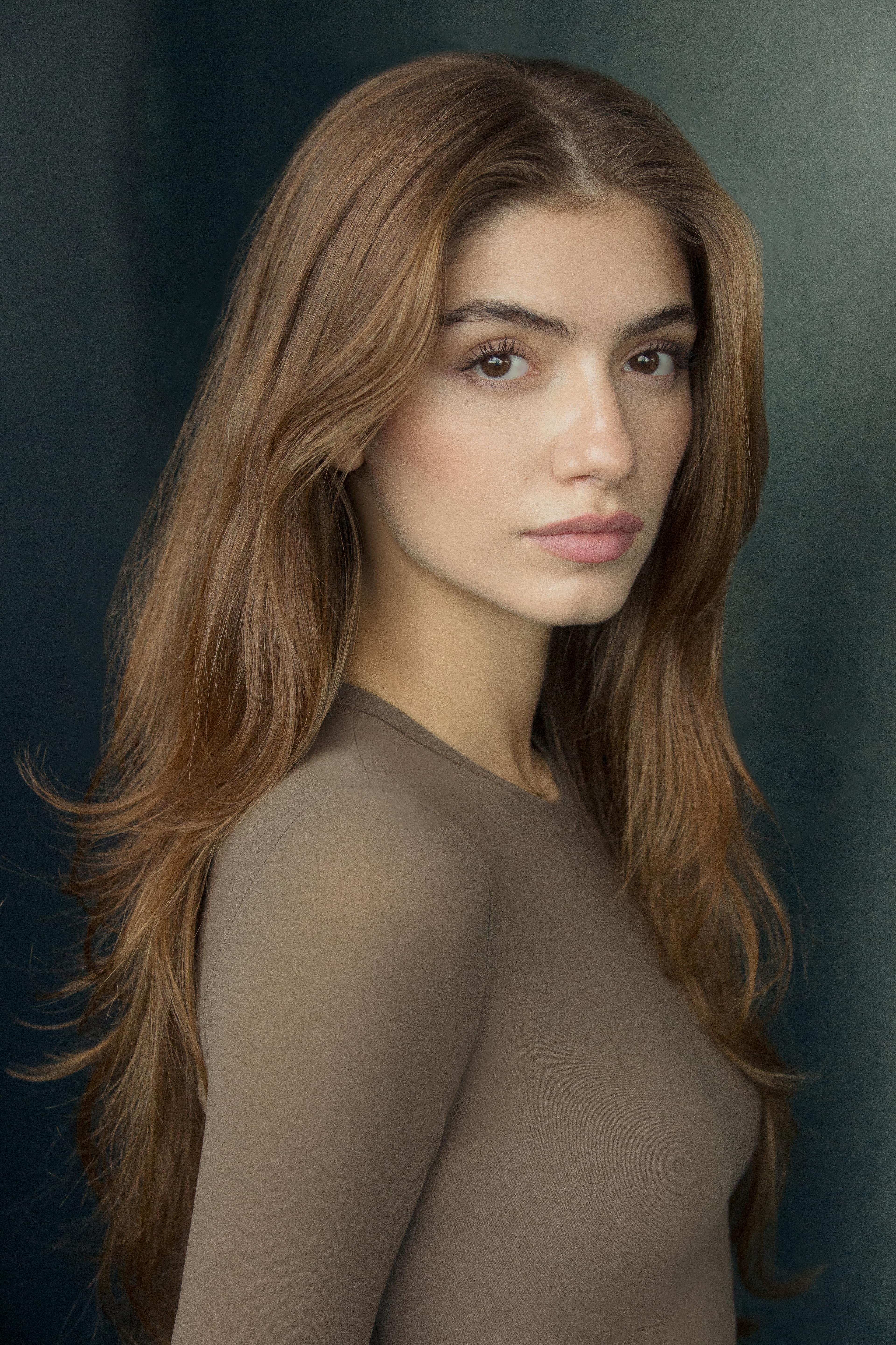 Елена Риверс