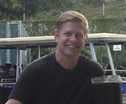 Дэниэл Игэн