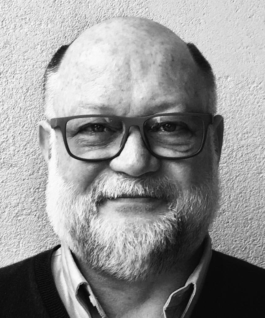 Стивен Хьюз