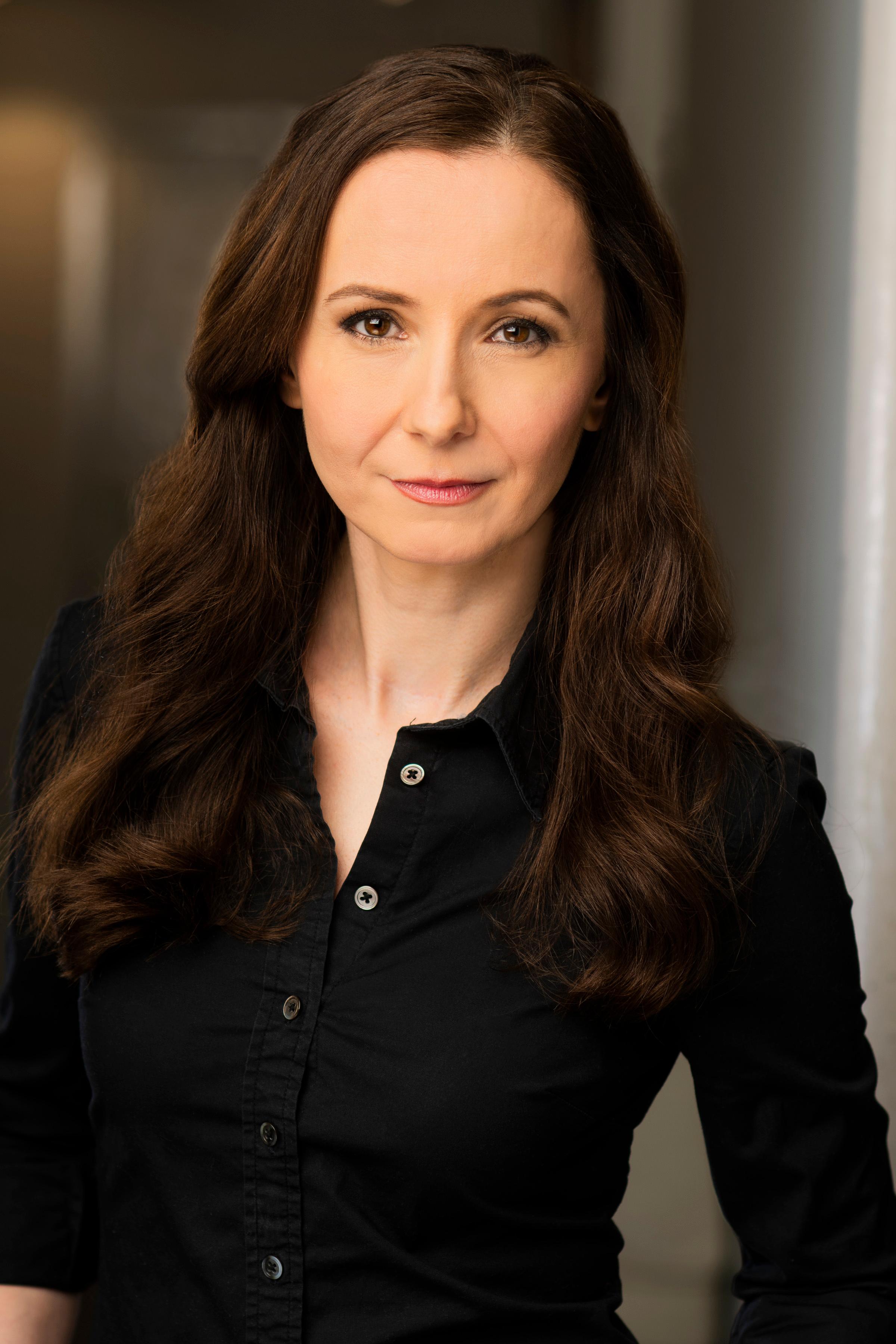 Джоанна Хогтон