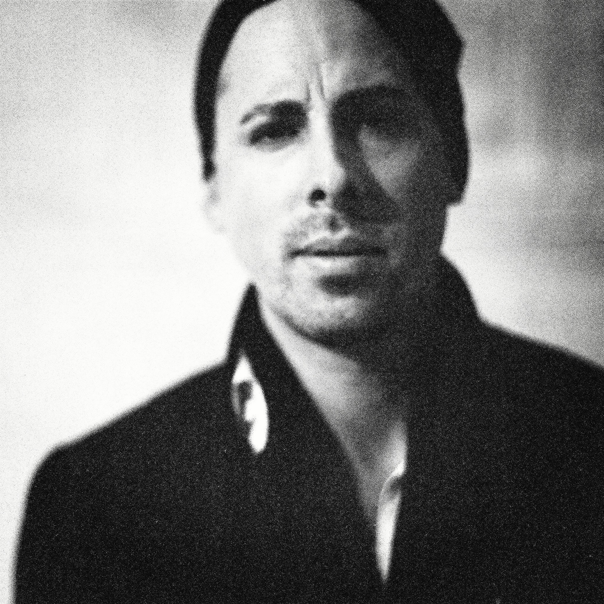 Эдди Альказар