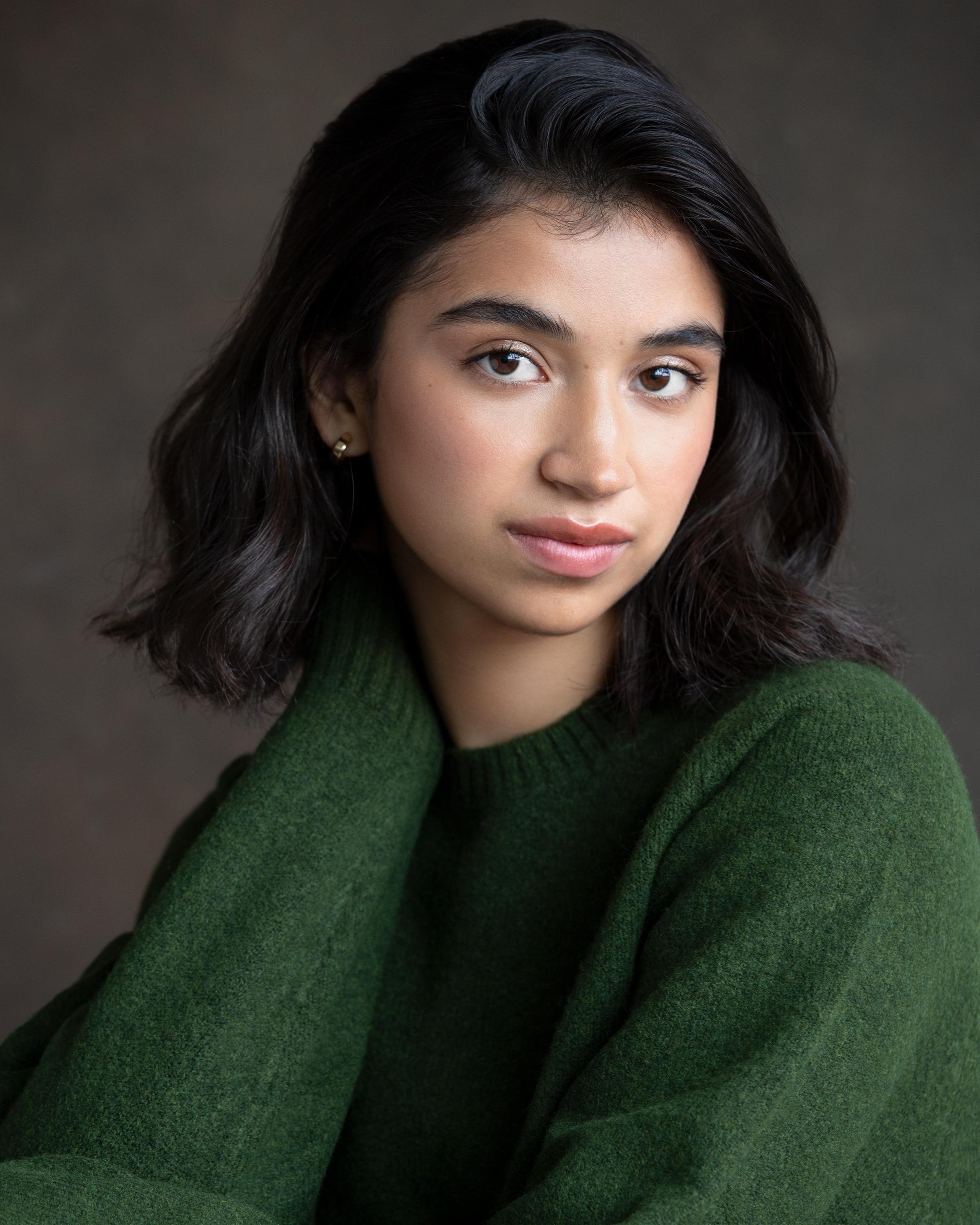 Белла Рейес