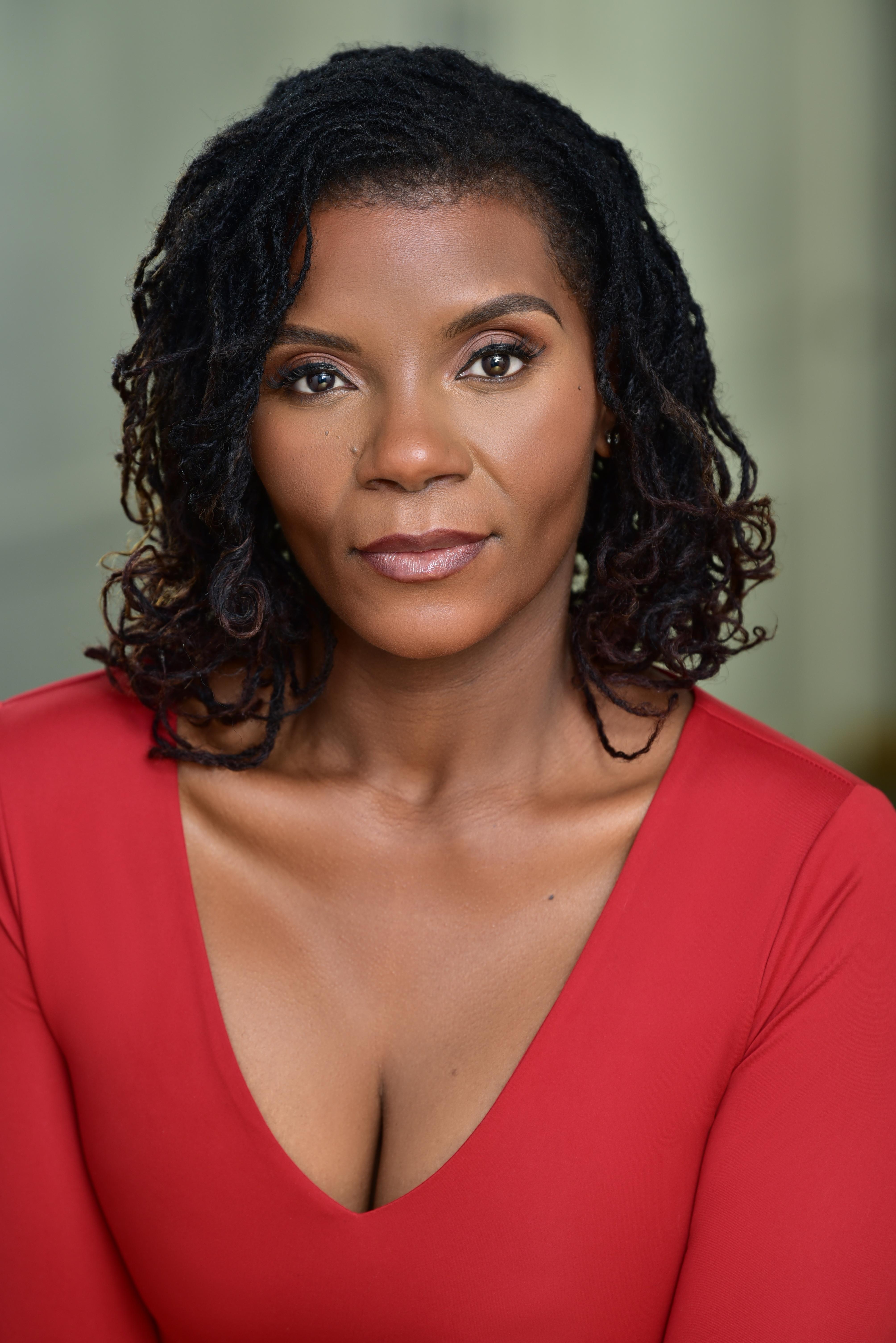 Андреа Дуглас