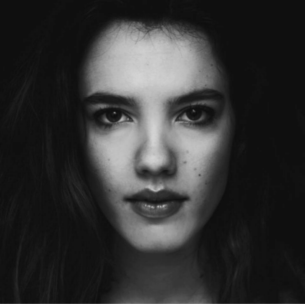 Эстер Браун