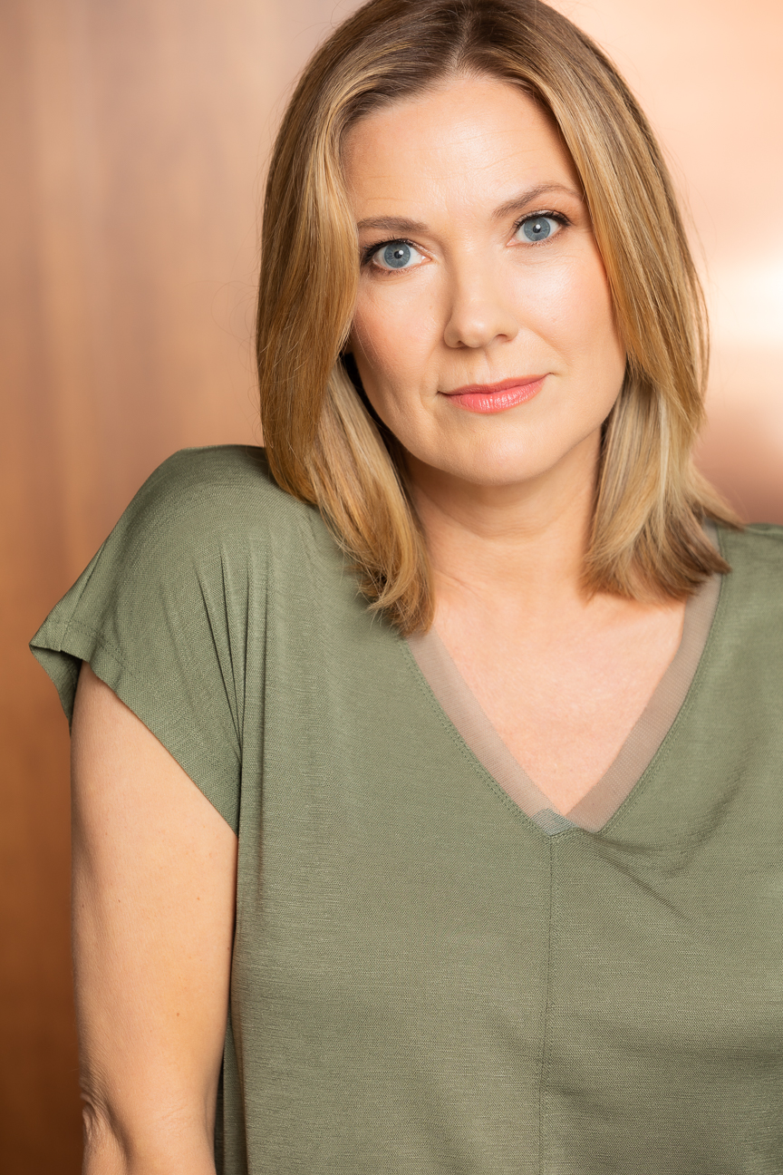 Эллисон Юинг