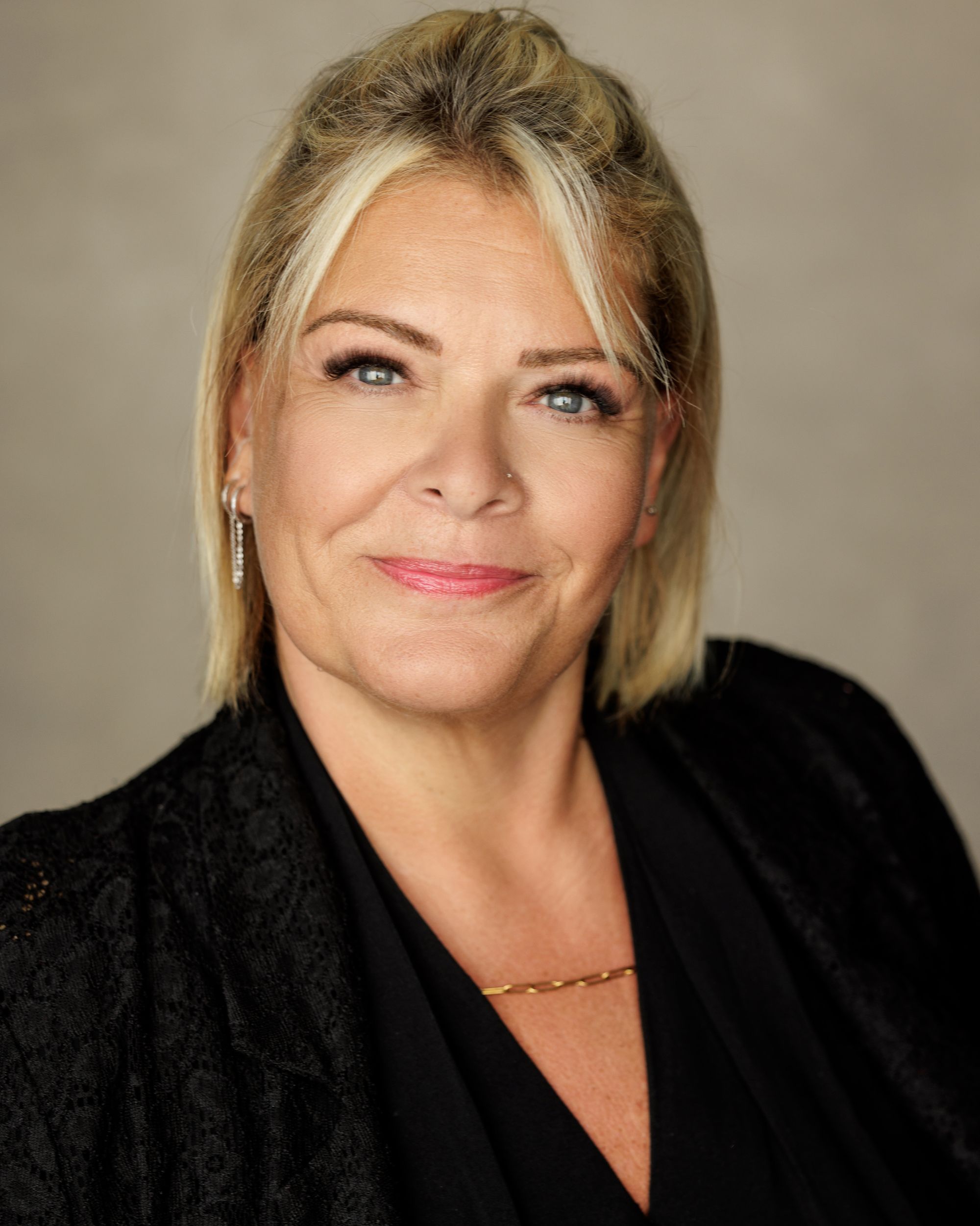 Мелани Харрис