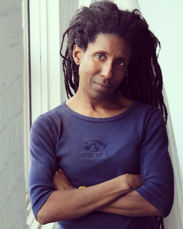 Лоррэйн Джеймс