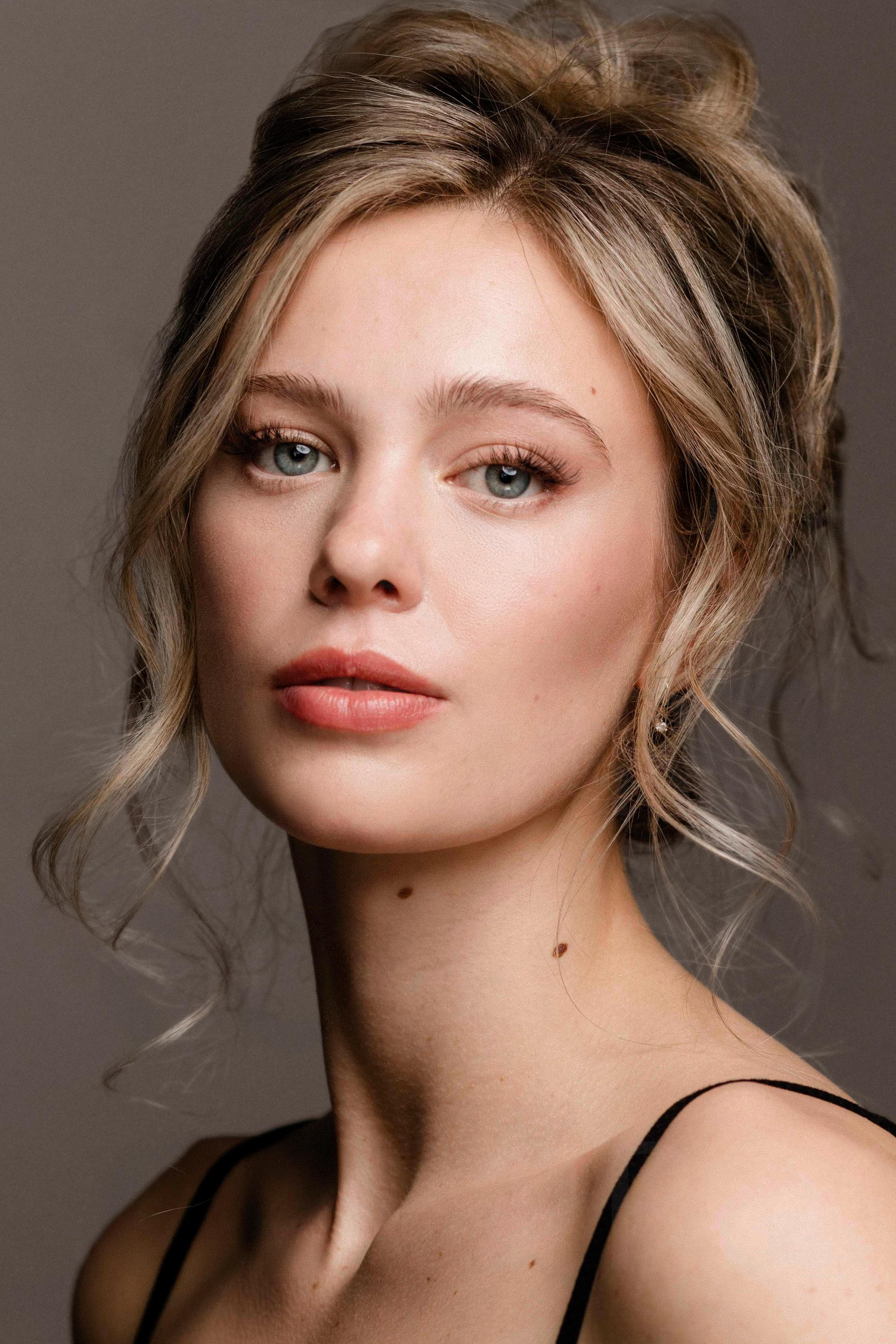 Кэйтлин Бэйкон