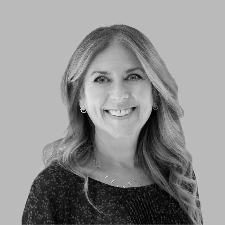 Нэнси Коттон