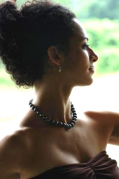 Люсия Броули