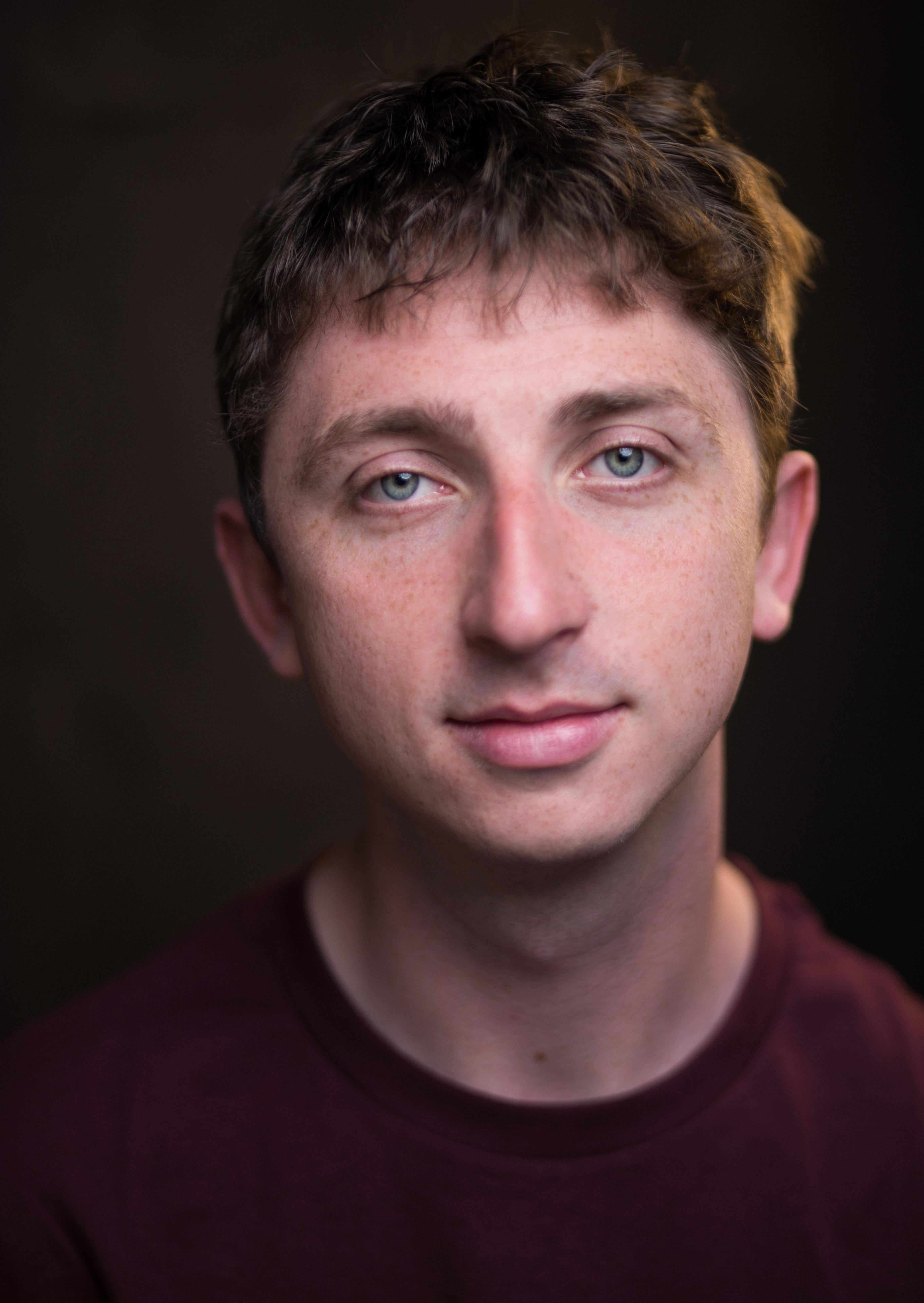 Дэниэл Коули