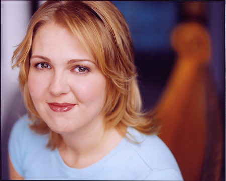 Мэдди Льюис