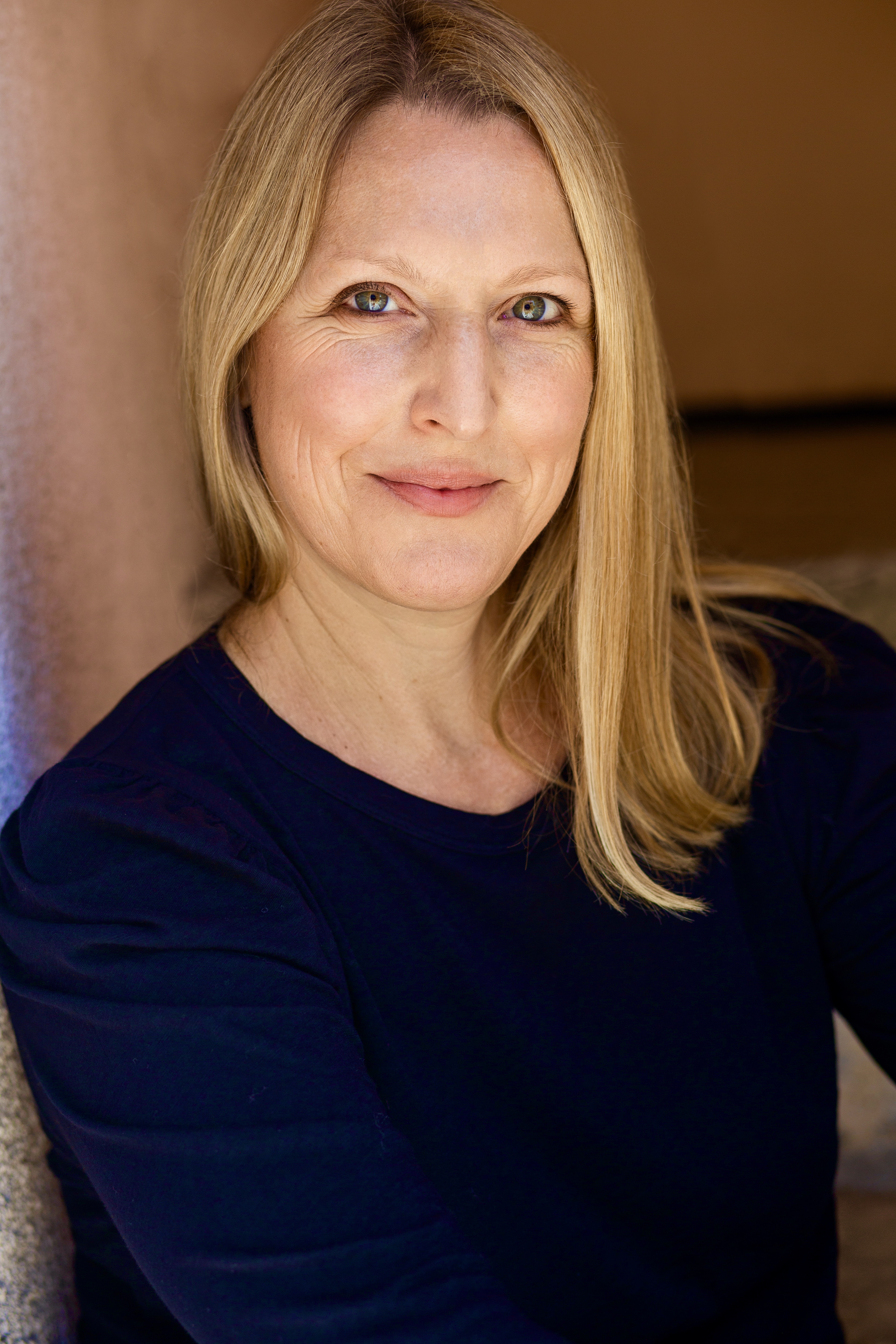 Джинни Лури