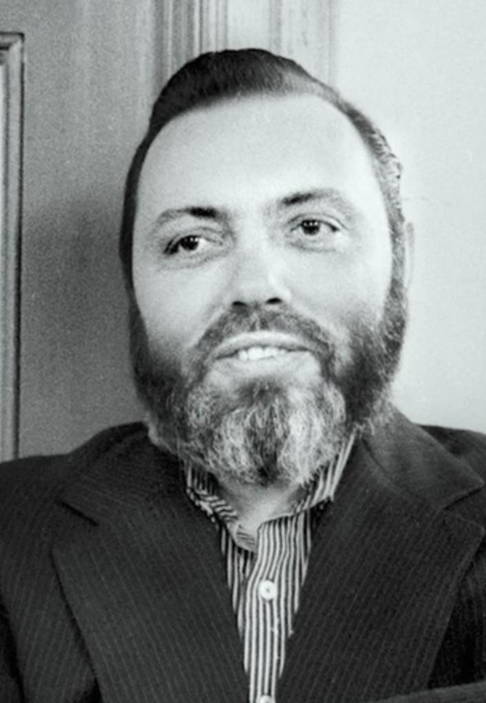 Лайл Стюарт