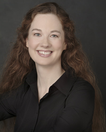 Корнелия Мур